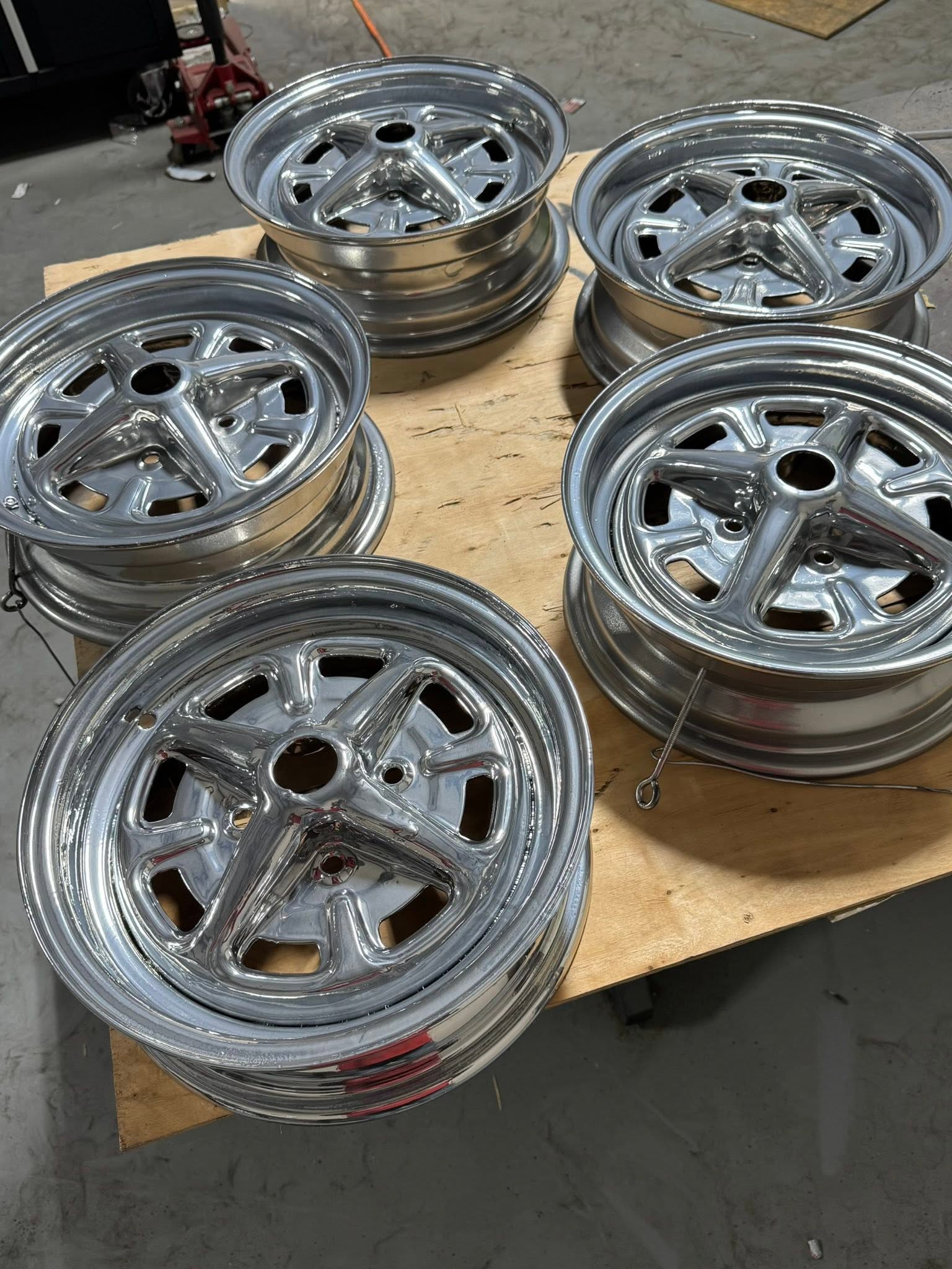 Wheels with a bright chrome-look finish